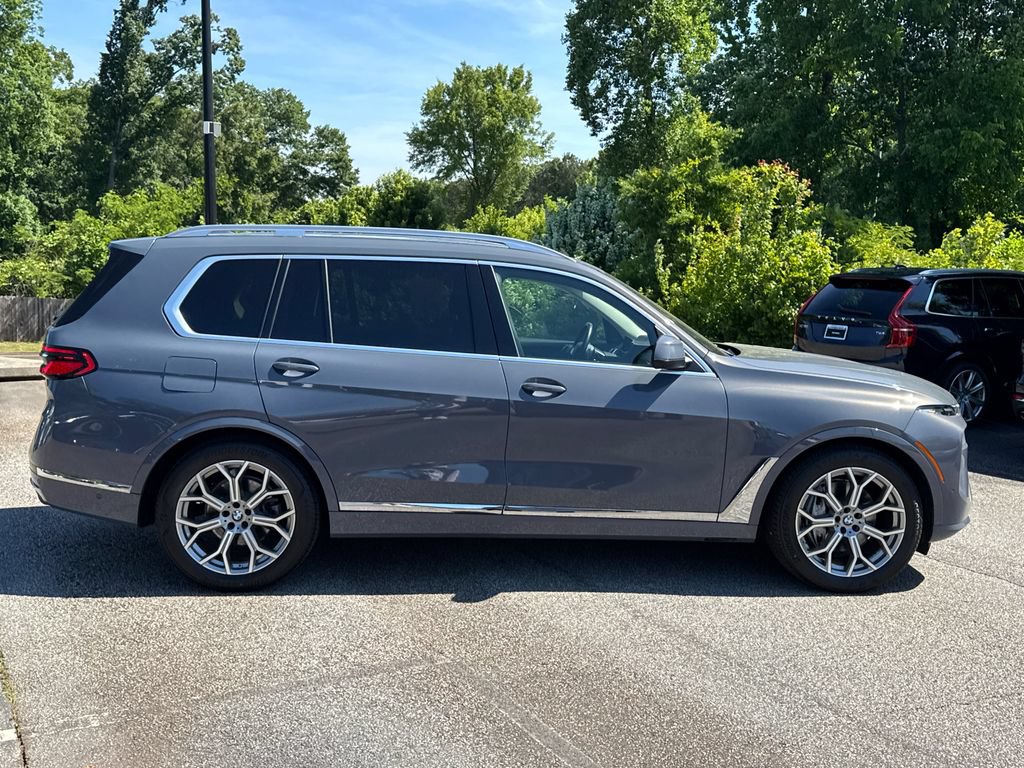 Used 2023 BMW X7 xDrive40i AWD/4WD image 8