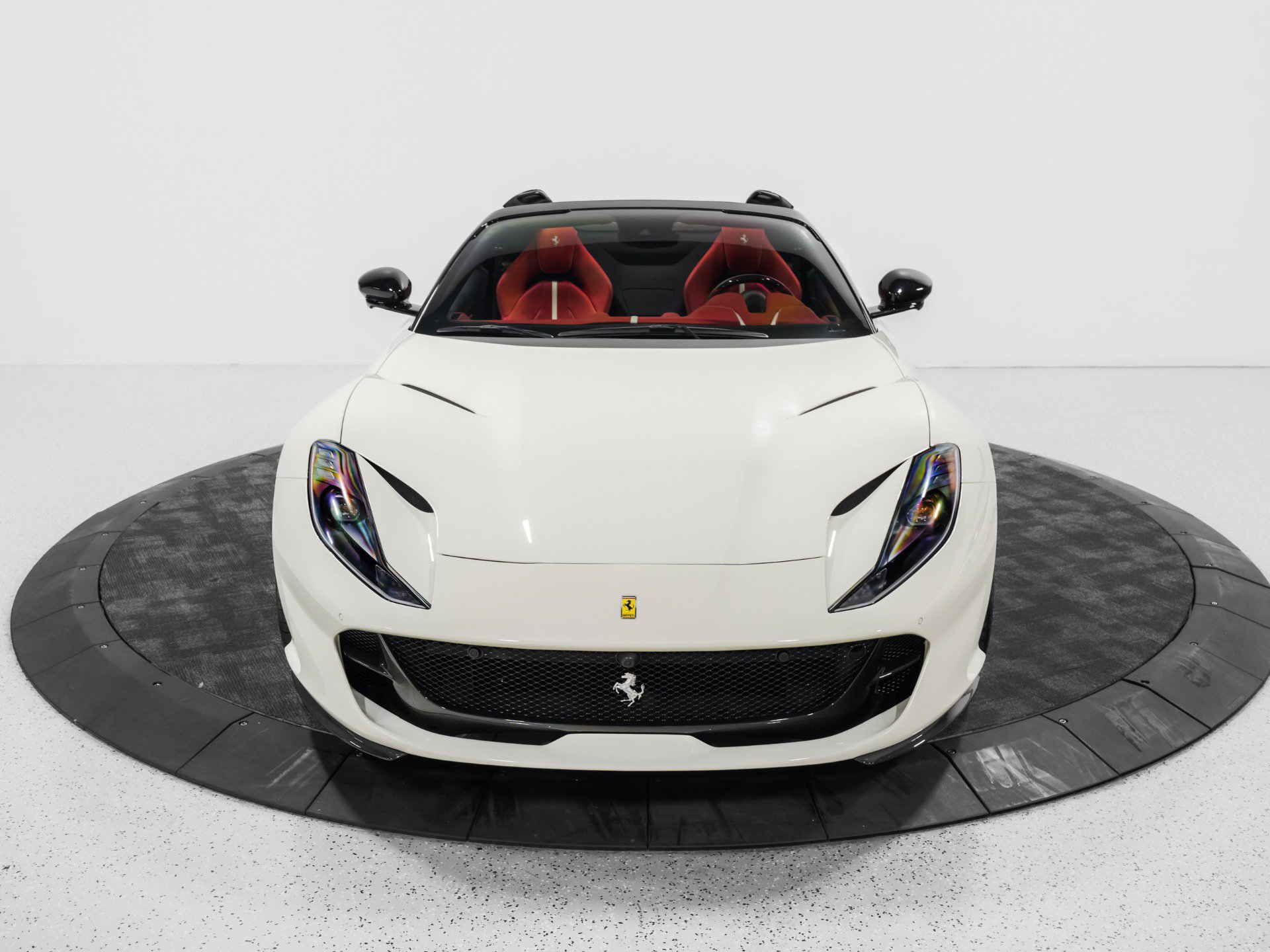 Used 2023 Ferrari 812 GTS RWD image 15