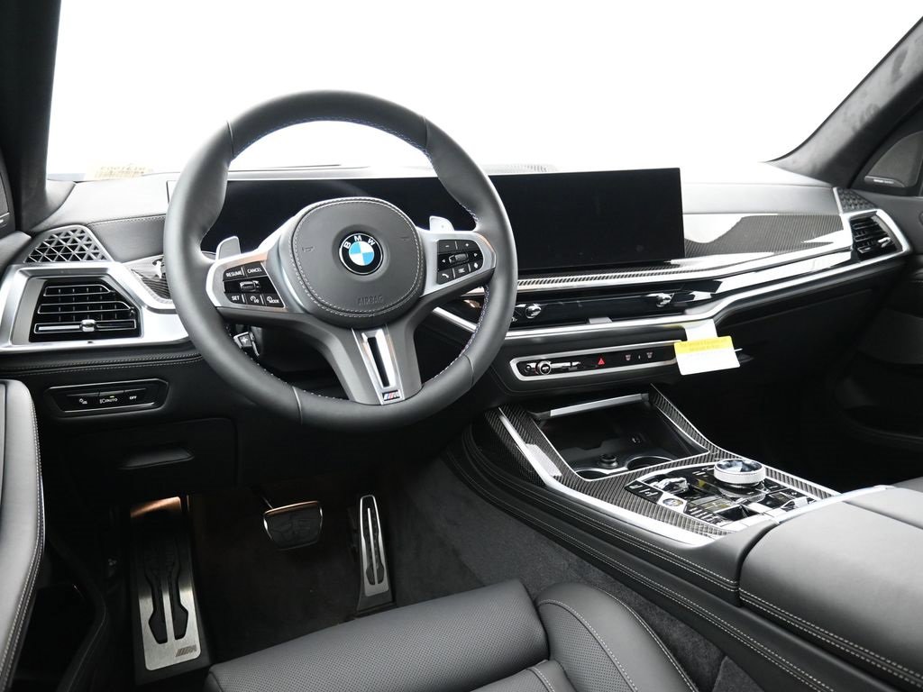 New 2026 BMW X7 M60i w/ Executive Package image 12