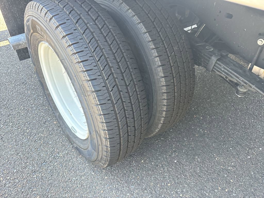 New 2025 Ford E-450 and Econoline 450 Super Duty w/ Power Equipment Group image 33