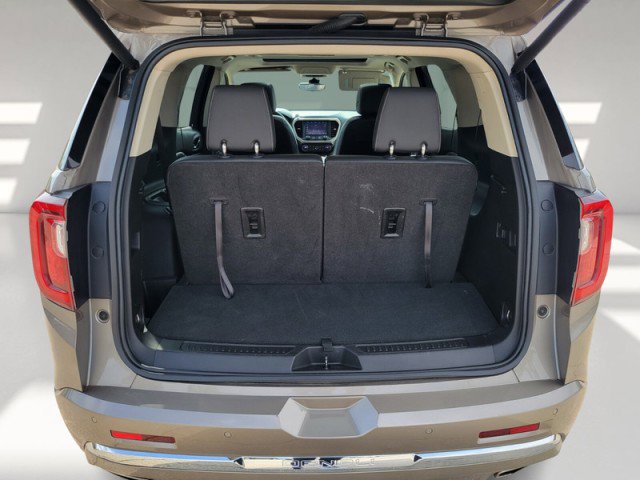 Used 2023 GMC Acadia Denali w/ Denali Ultimate Package image 5