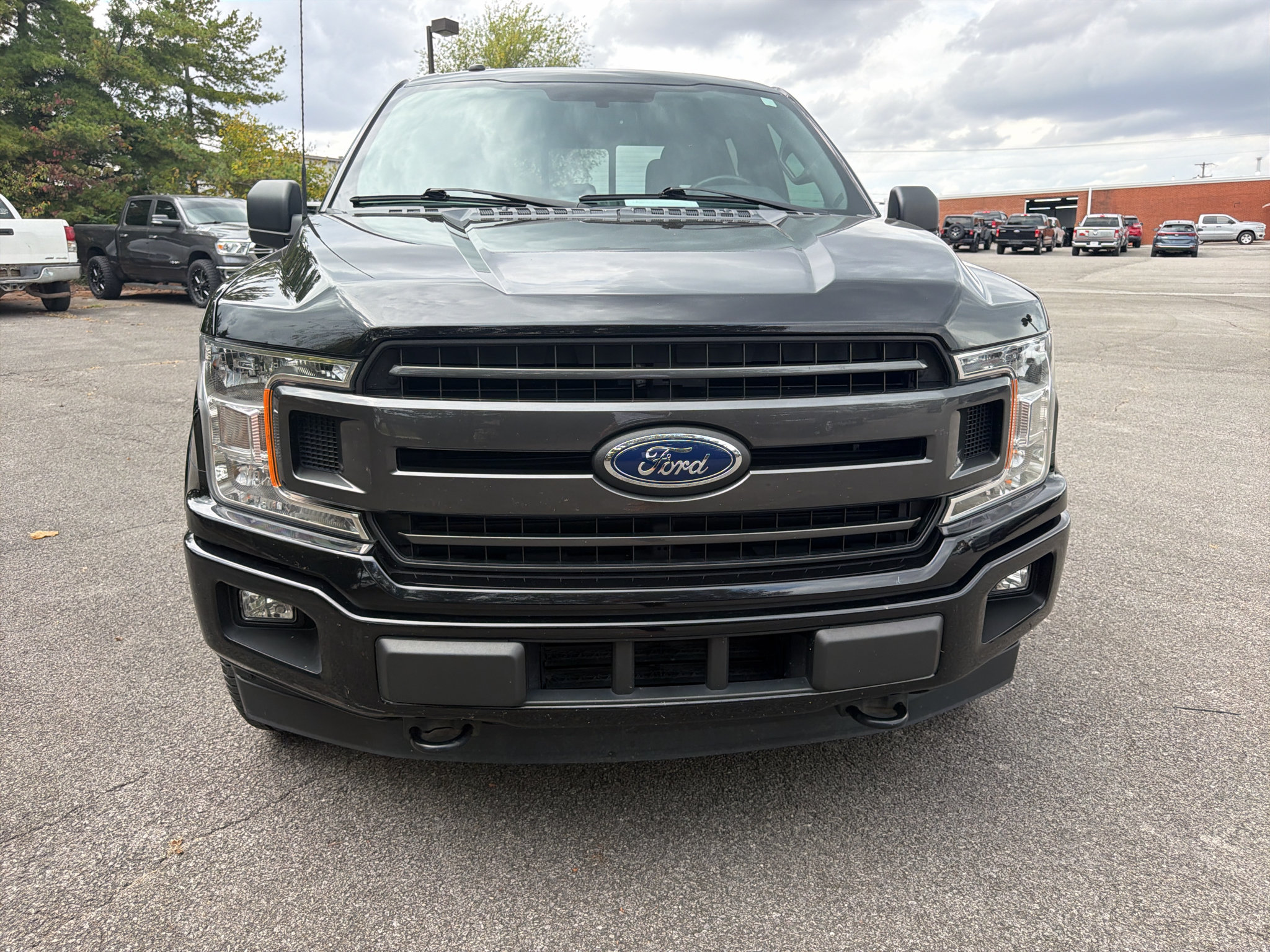 Used 2018 Ford F150 XLT w/ Equipment Group 302A Luxury AWD/4WD image 2