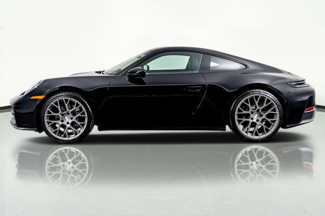 Used 2025 Porsche 911 Carrera image 16