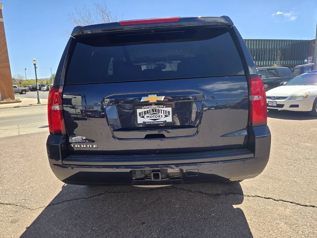 Used 2017 Chevrolet Tahoe LT w/ LT Signature Package AWD/4WD image 8