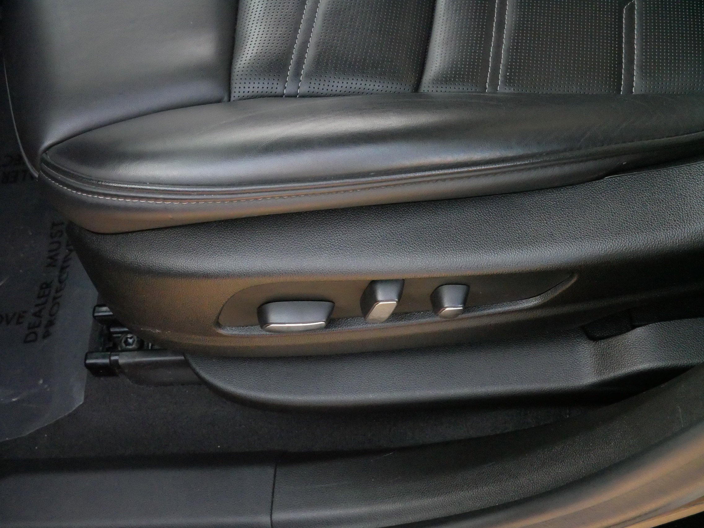 Certified 2024 Cadillac XT6 Sport w/ LPO, Onyx Lite Package image 20