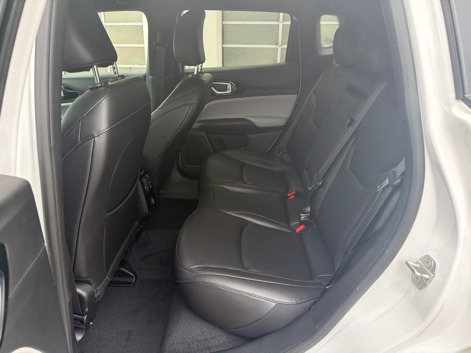 Used 2024 Jeep Compass Limited AWD/4WD image 6