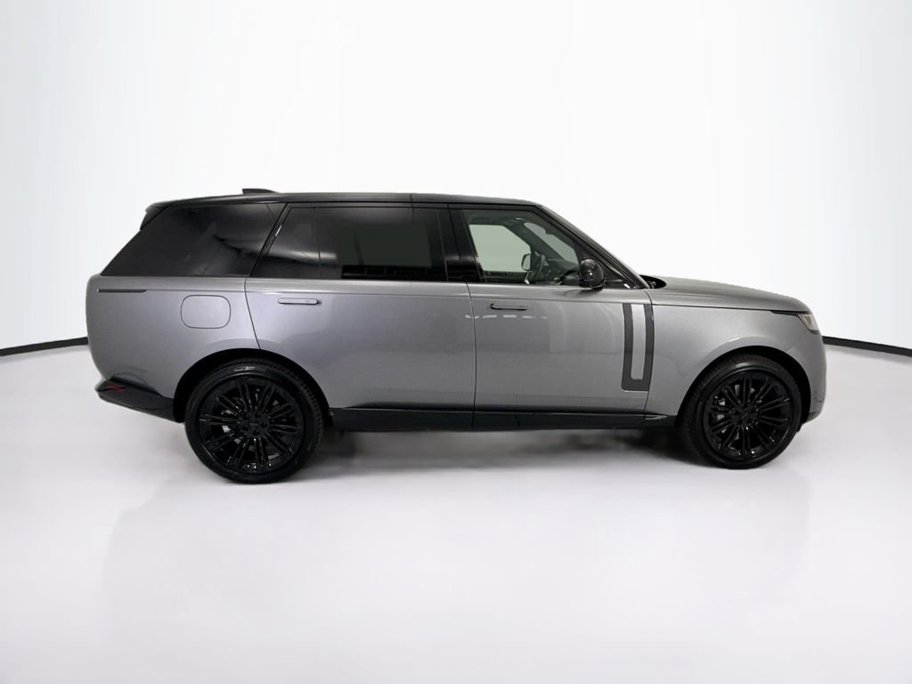 New 2026 Land Rover Range Rover Long Wheelbase SE AWD/4WD image 4
