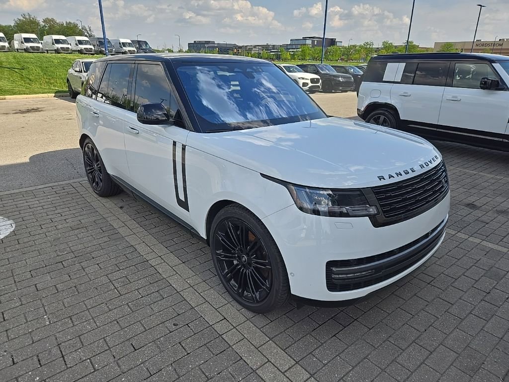 Certified 2022 Land Rover Range Rover SE AWD/4WD image 3