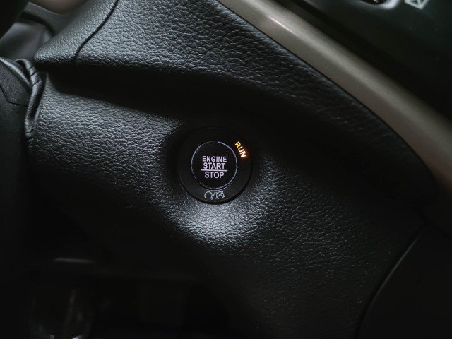 Used 2017 Jeep Cherokee High Altitude FWD image 23