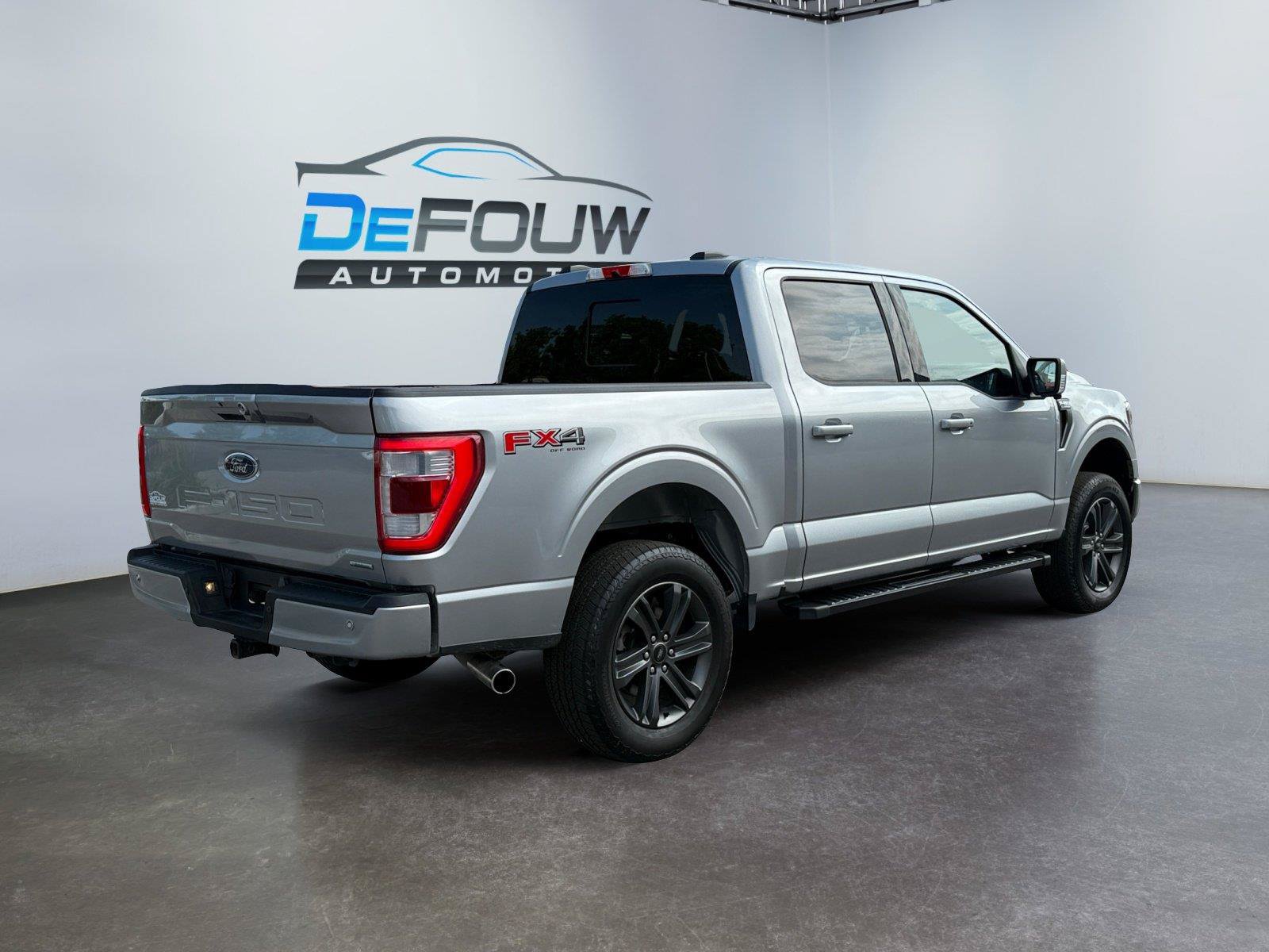 Used 2023 Ford F150 Lariat w/ Equipment Group 502A High AWD/4WD image 3