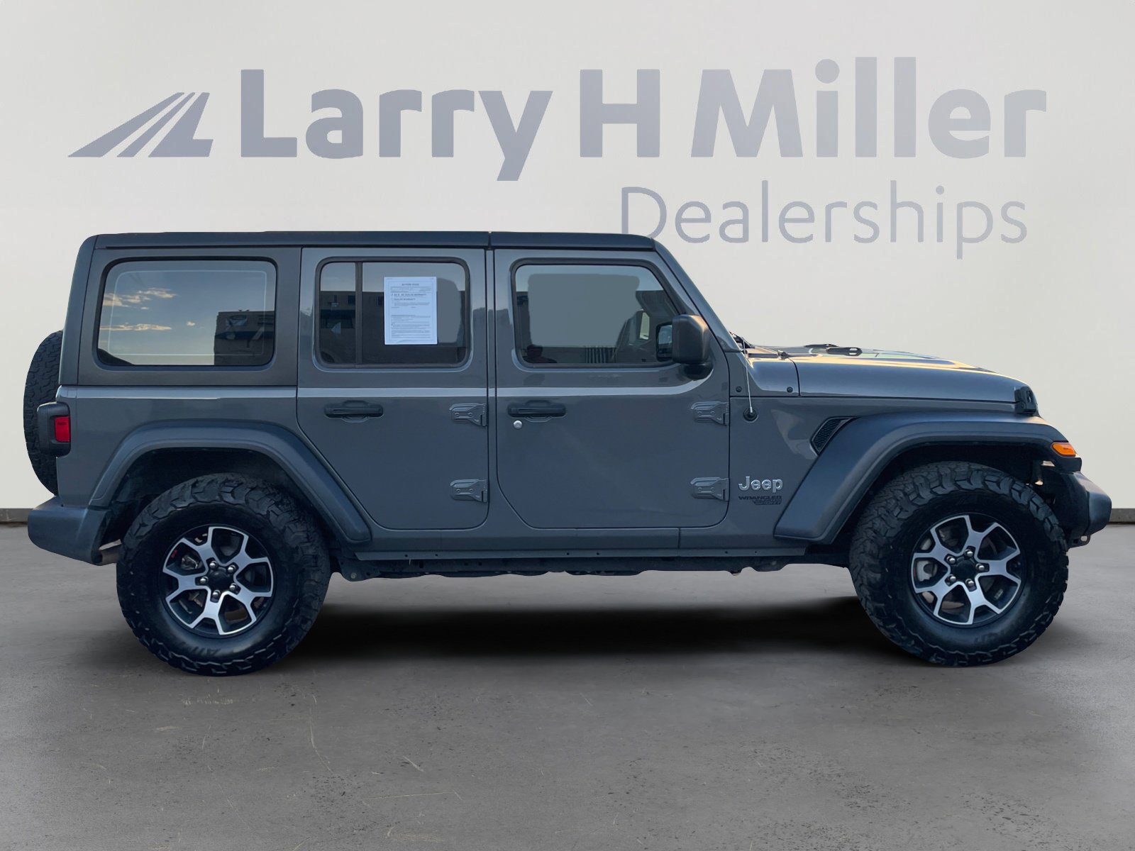 Used 2019 Jeep Wrangler Unlimited Sport image 6