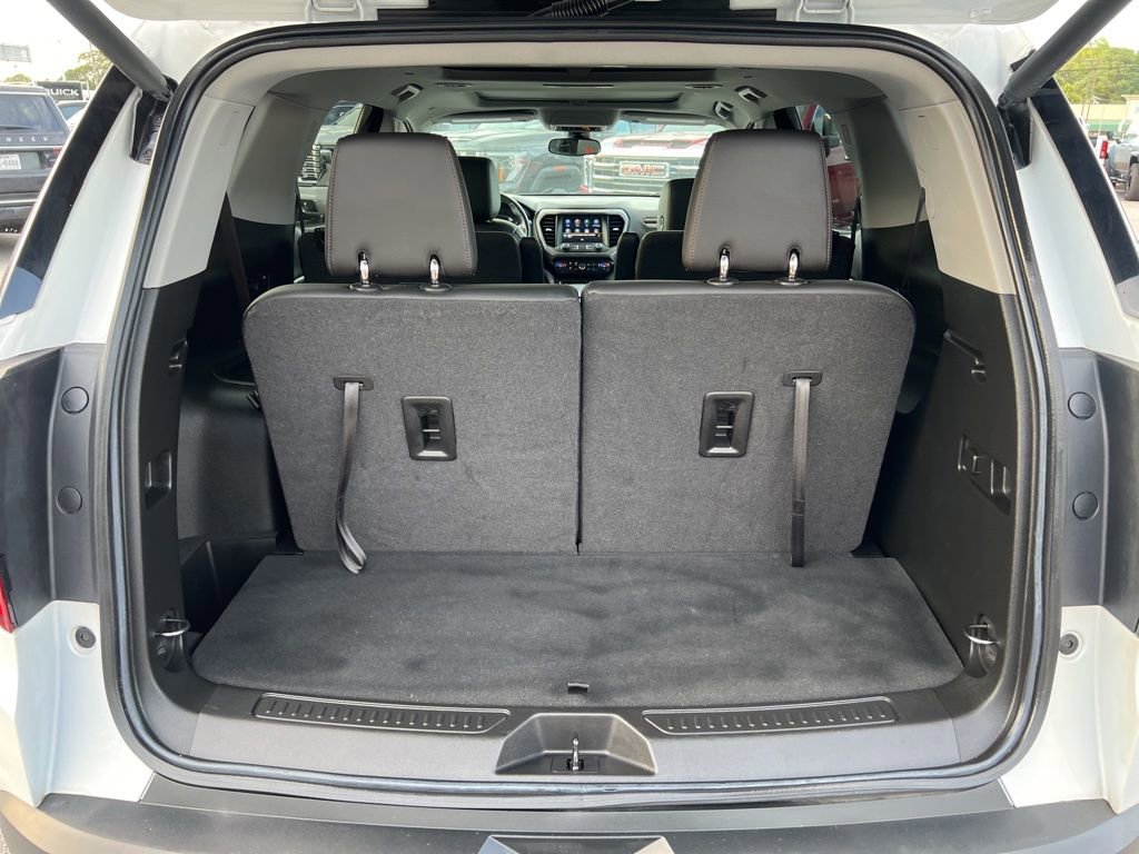 Certified 2022 GMC Acadia AT4 image 32