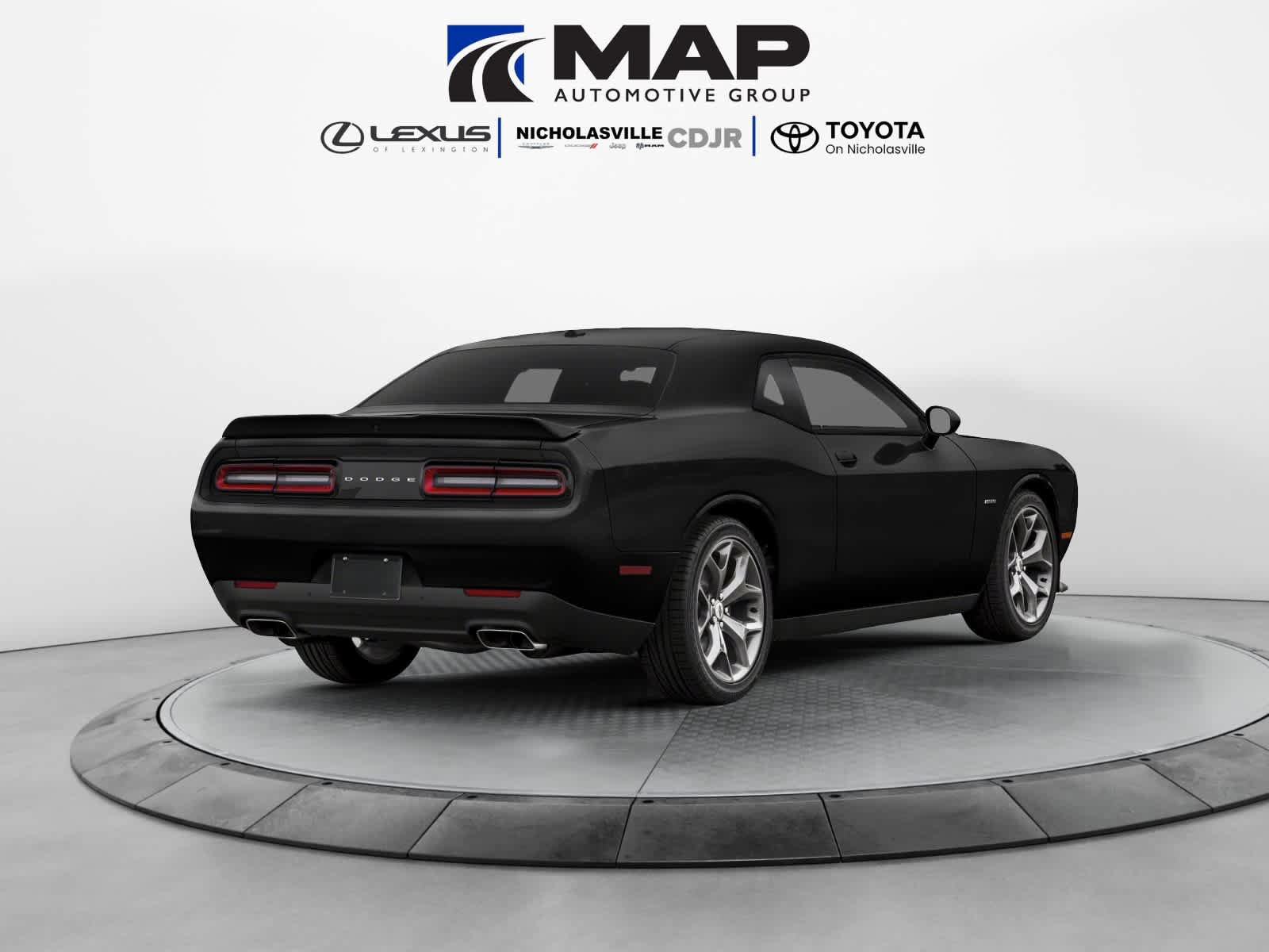 Used 2019 Dodge Challenger R/T RWD image 2