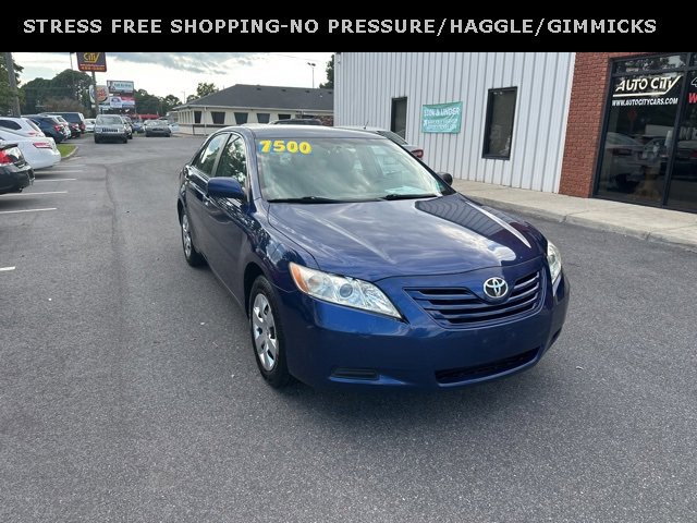 Used 2009 Toyota Camry LE image 2