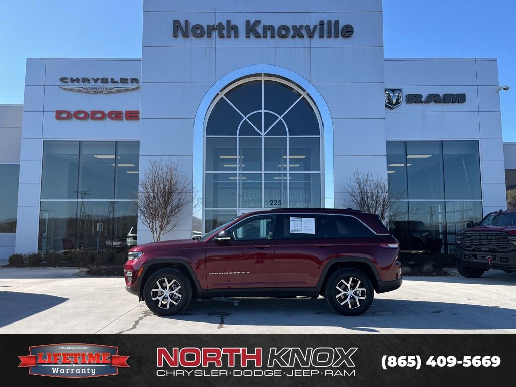 Used 2025 Jeep Grand Cherokee Limited image 2