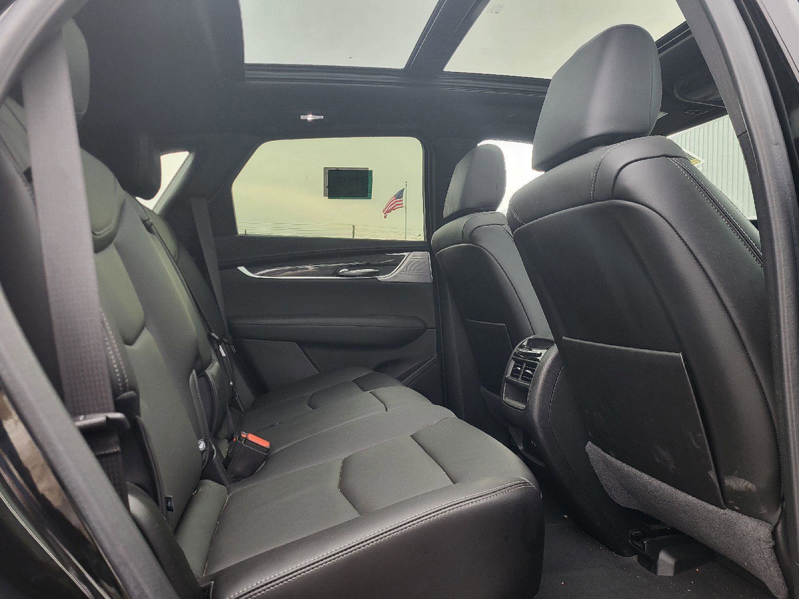 Used 2024 Cadillac XT5 Sportv image 11