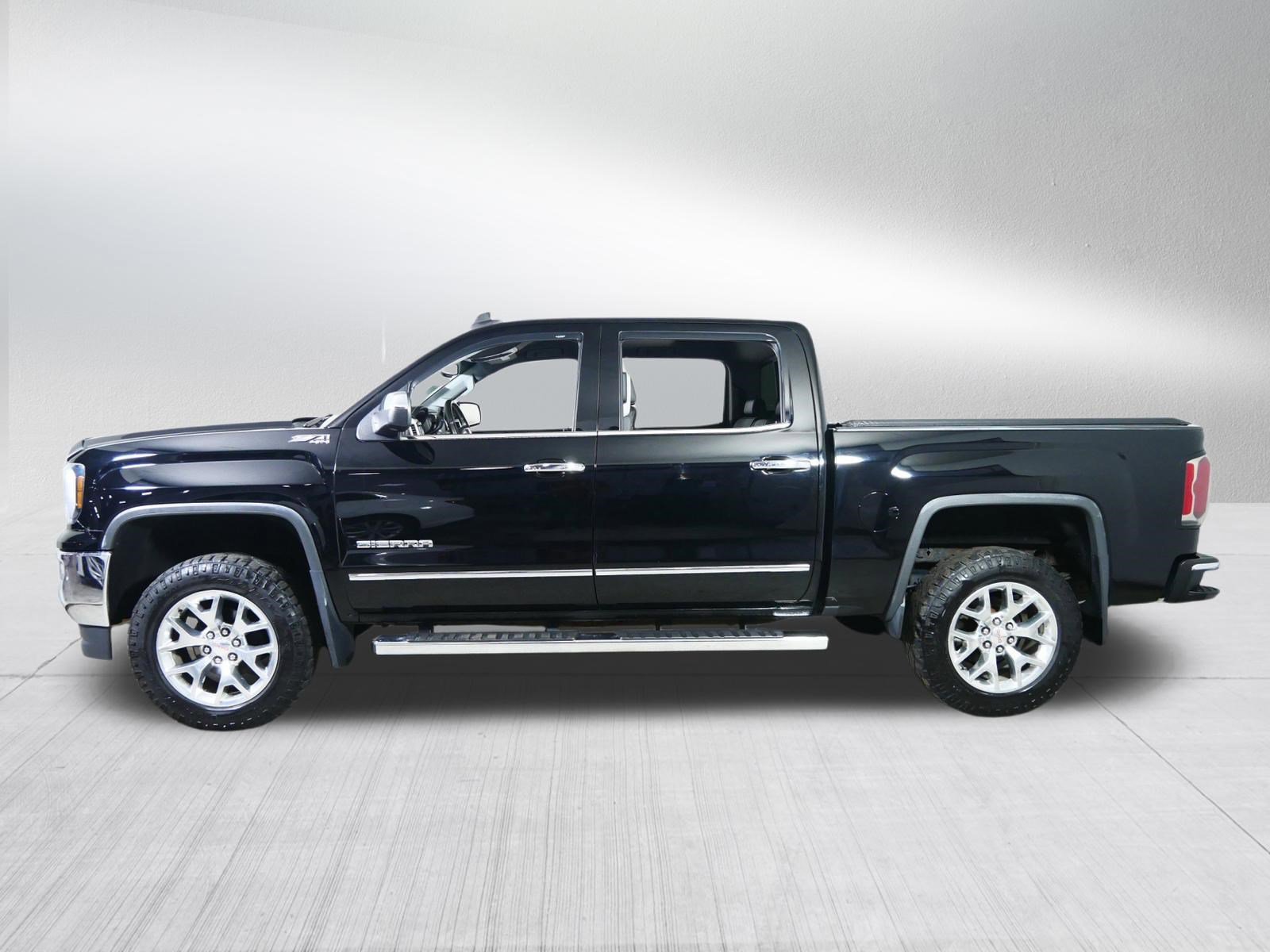 Used 2016 GMC Sierra 1500 SLT w/ SLT Premium Package AWD/4WD image 4