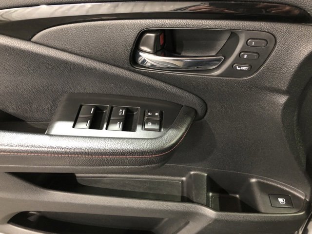 Used 2018 Honda Ridgeline Black Edition image 13