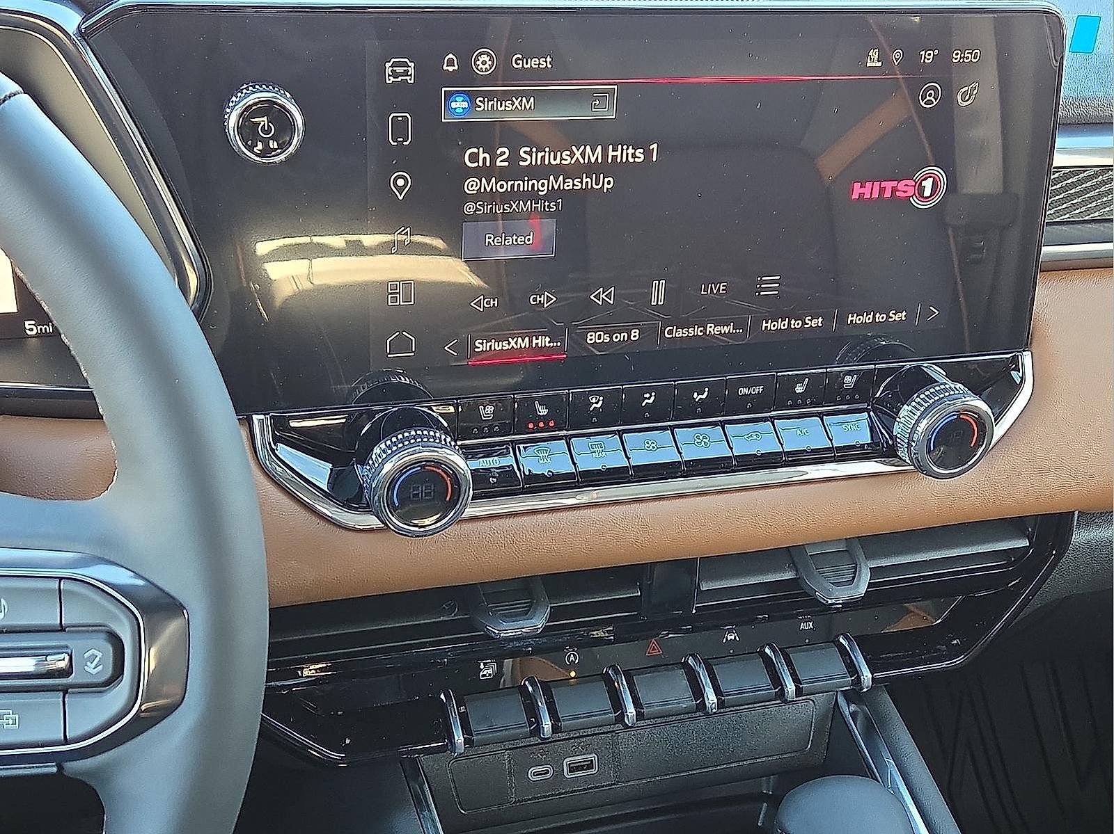 New 2026 GMC Canyon AT4 w/ Technology Plus Package AWD/4WD image 16