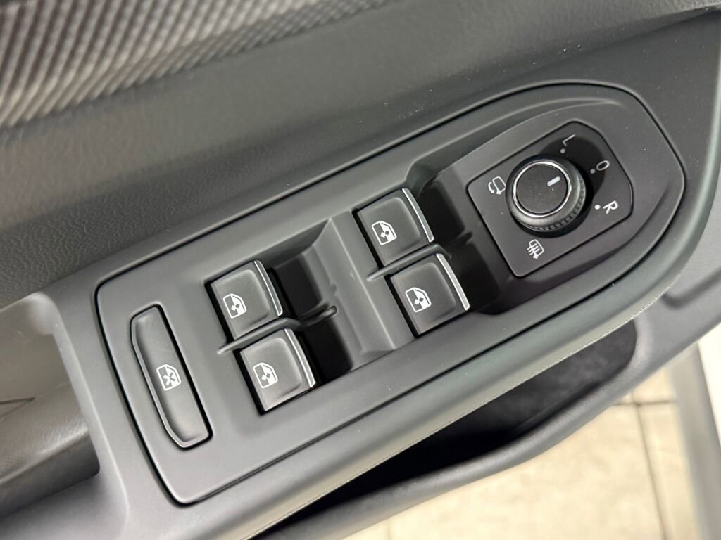 New 2025 Volkswagen GTI Autobahn image 19