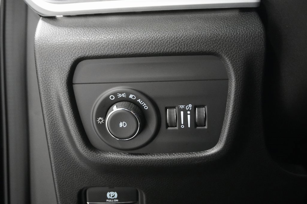 New 2026 Jeep Grand Cherokee Limited image 22