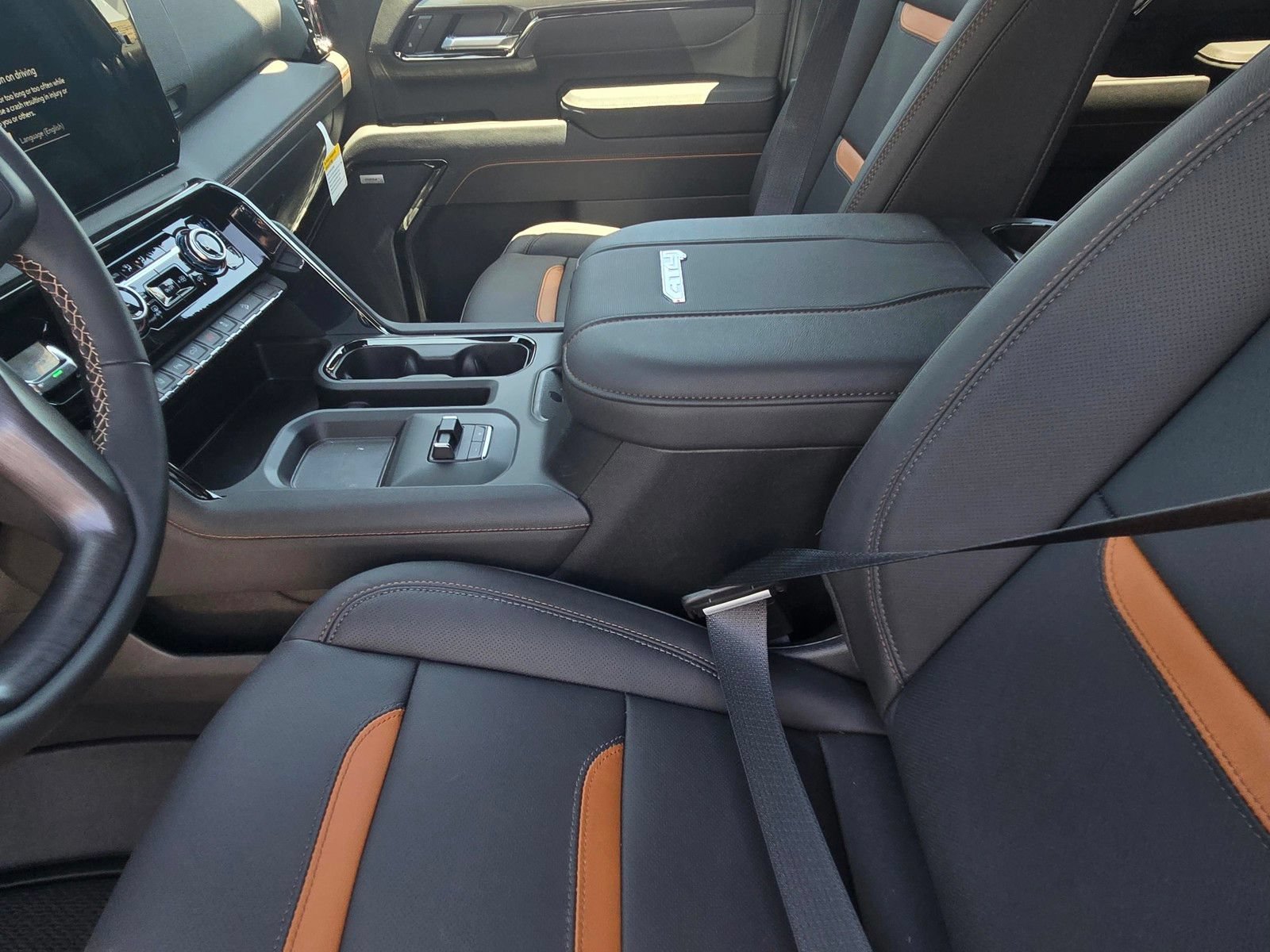 New 2026 GMC Sierra 2500 AT4 w/ Max Trailering Package AWD/4WD image 15