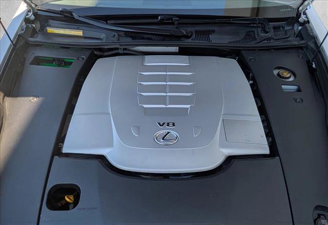 Used 2015 Lexus LS 460 w/ Comfort Package image 23