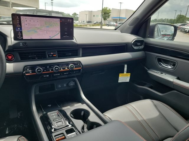 New 2026 Honda Pilot TrailSport image 33