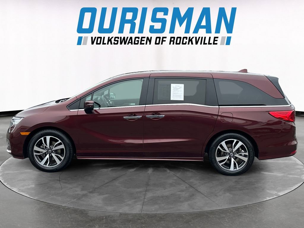 Used 2021 Honda Odyssey Touring image 3