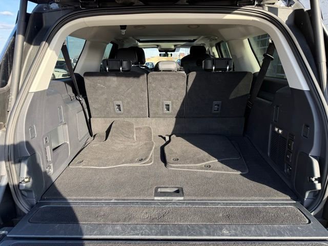 Certified 2025 Lincoln Navigator L Reserve image 9