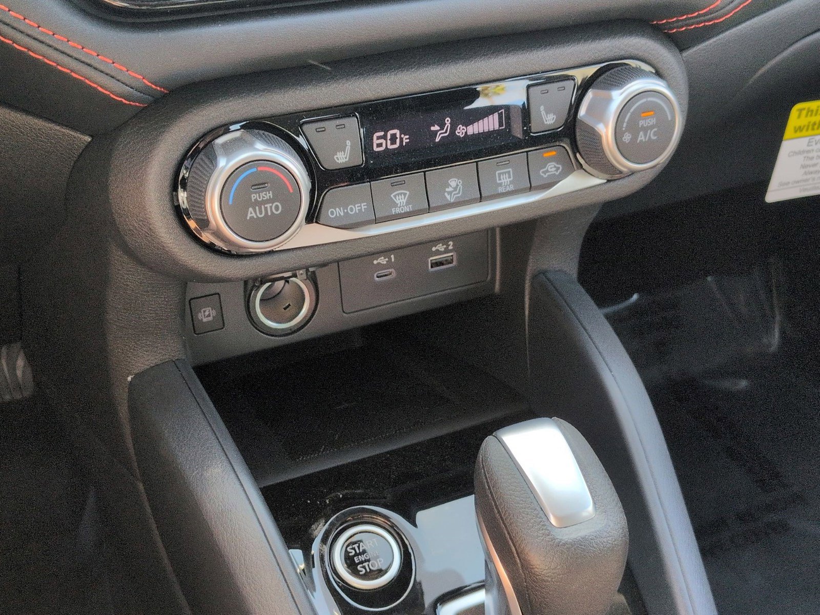 New 2025 Nissan Versa SR w/ Trunk Package image 19