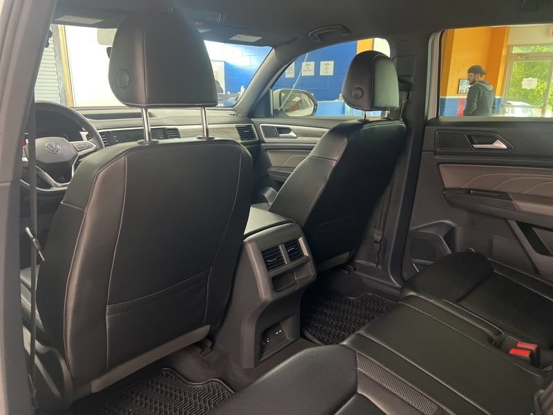 Used 2022 Volkswagen Atlas Cross Sport SE AWD/4WD image 16