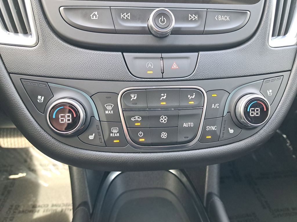 Used 2024 Chevrolet Malibu LT FWD image 22