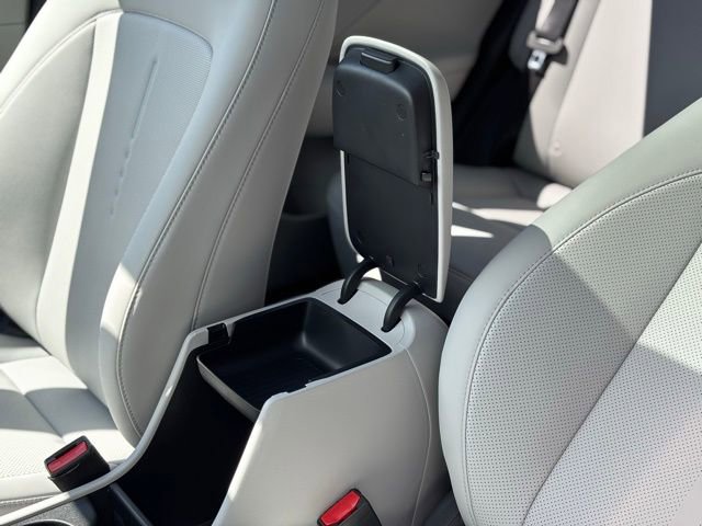 Used 2025 Hyundai Kona Limited image 45