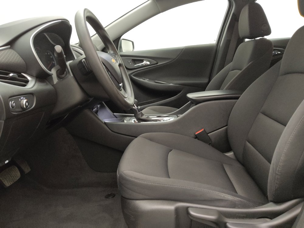Used 2024 Chevrolet Malibu LS image 17