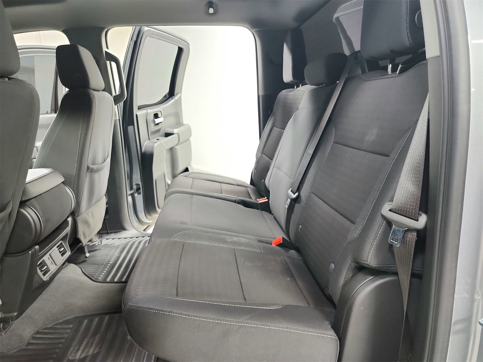 Used 2024 Chevrolet Silverado 1500 Custom image 31