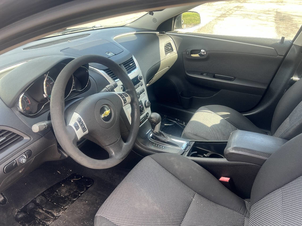 Used 2011 Chevrolet Malibu LT w/ Power Convenience Package FWD image 10