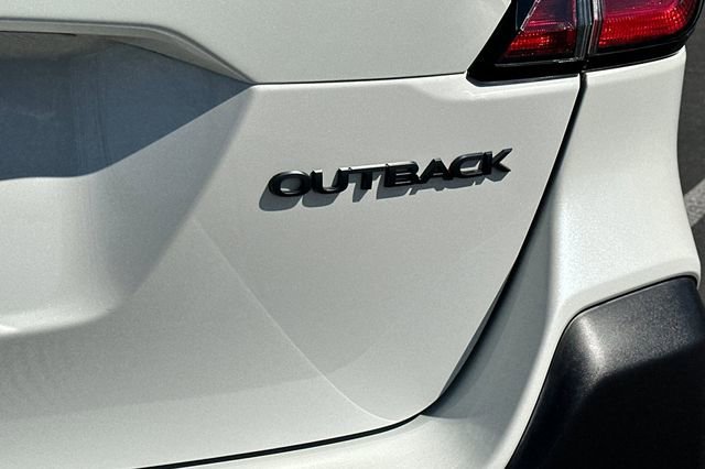 Used 2023 Subaru Outback Onyx Edition image 33