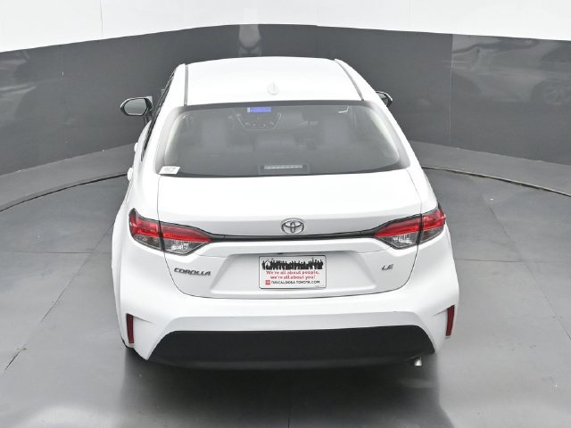 Used 2025 Toyota Corolla LE FWD image 30