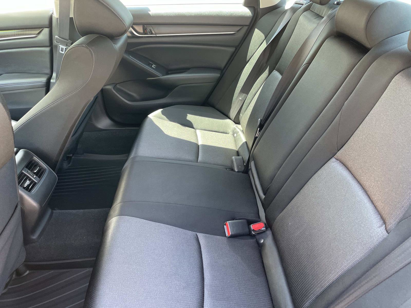 Used 2020 Honda Accord EX image 20