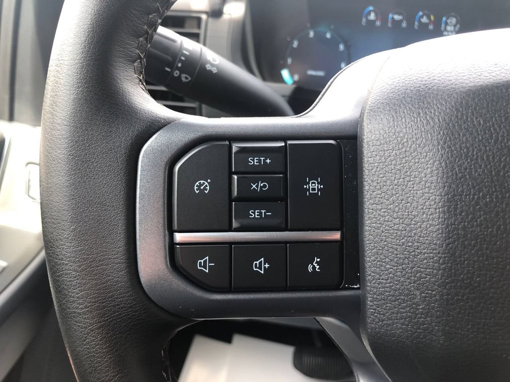 Used 2025 Ford F150 XLT w/ Equipment Group 301A Standard AWD/4WD image 29