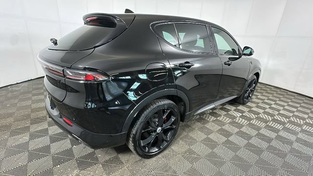 Used 2024 Dodge Hornet R/T AWD/4WD video 3