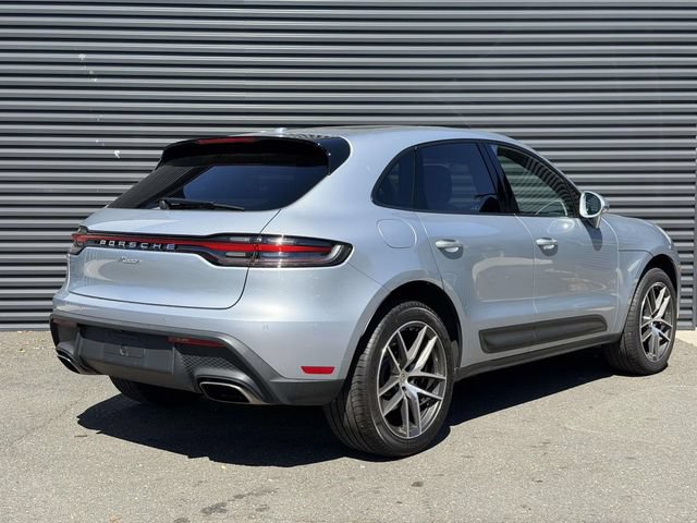 Used 2026 Porsche Macan AWD/4WD image 7