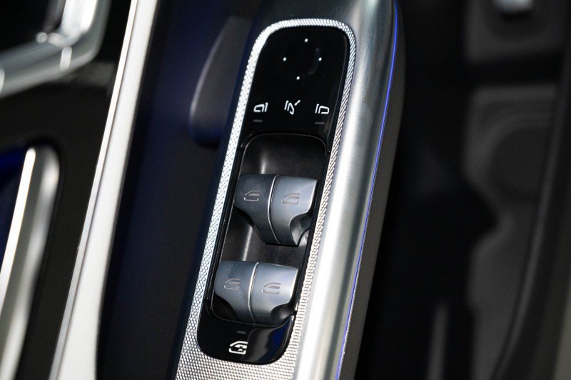 Certified 2025 Mercedes-Benz GLC 300 4MATIC image 21
