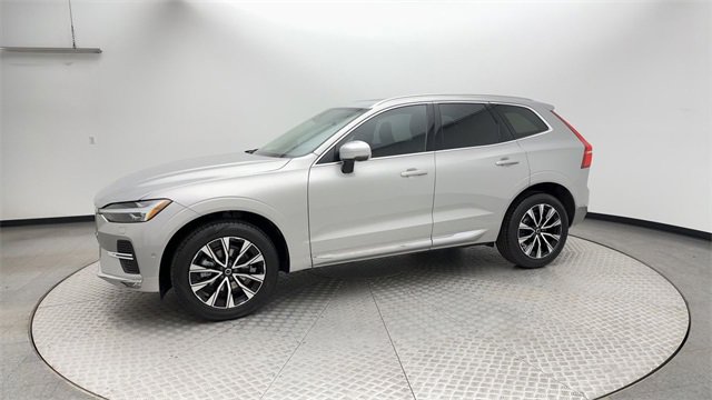 Certified 2023 Volvo XC60 B5 Plus w/ Climate Package image 6