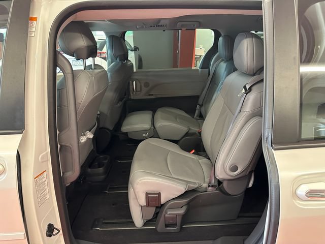 Certified 2024 Toyota Sienna Limited AWD/4WD image 12