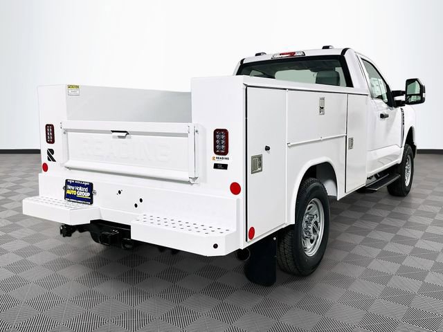 New 2026 Ford F250 XL w/ XL Chrome Package image 4