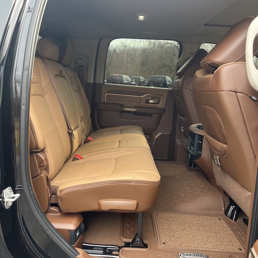 Used 2024 RAM 3500 Limited w/ Safety Group image 18