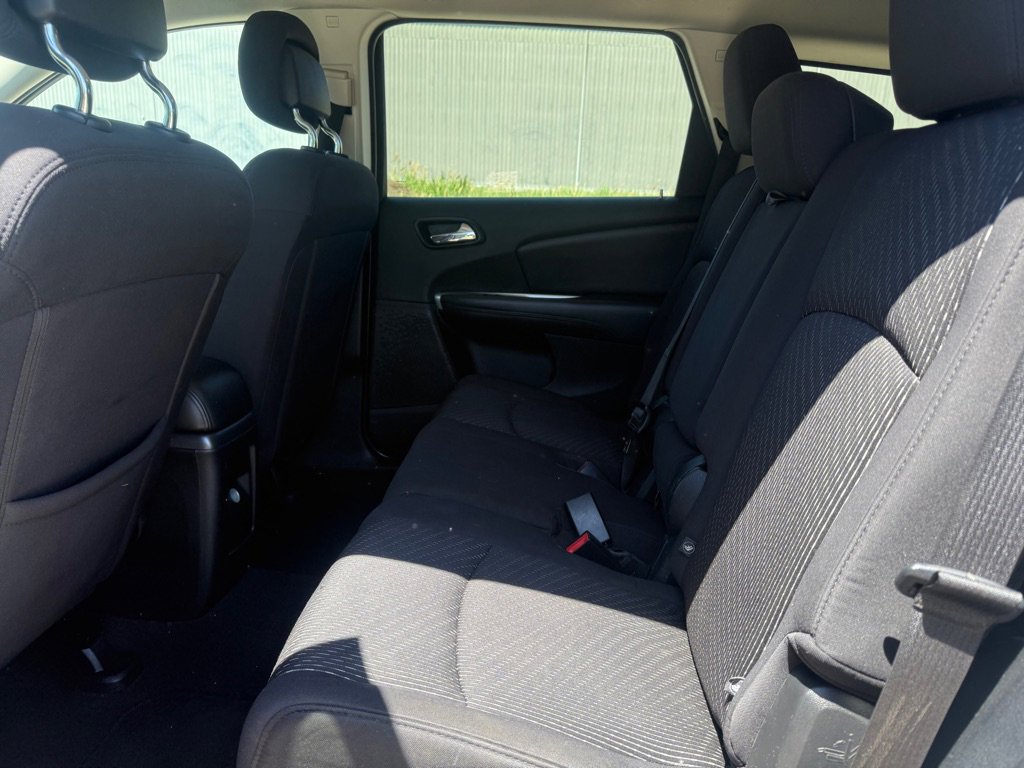 Used 2013 Dodge Journey SXT FWD image 10