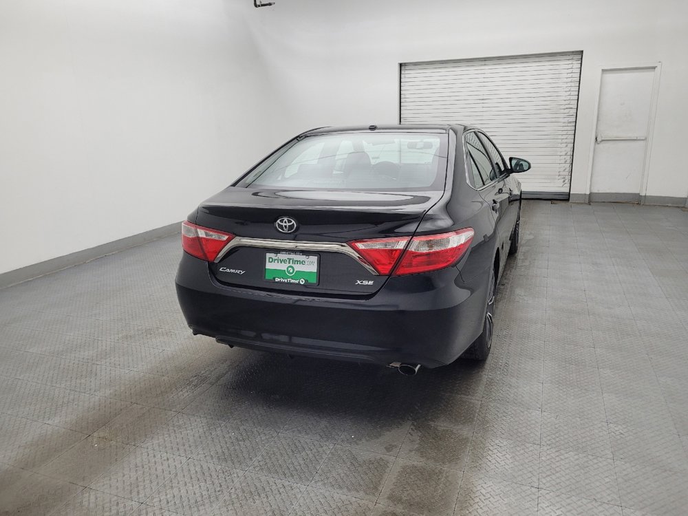 Used 2015 Toyota Camry XSE w/ Moonroof Package image 7